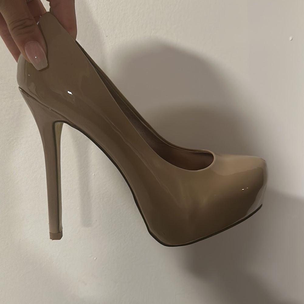 Steve Madden pumps